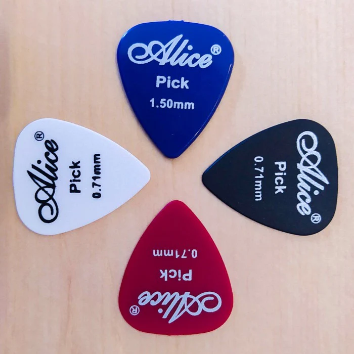 Pick Gitar Alice di SRC Dava Lubuk Pakam