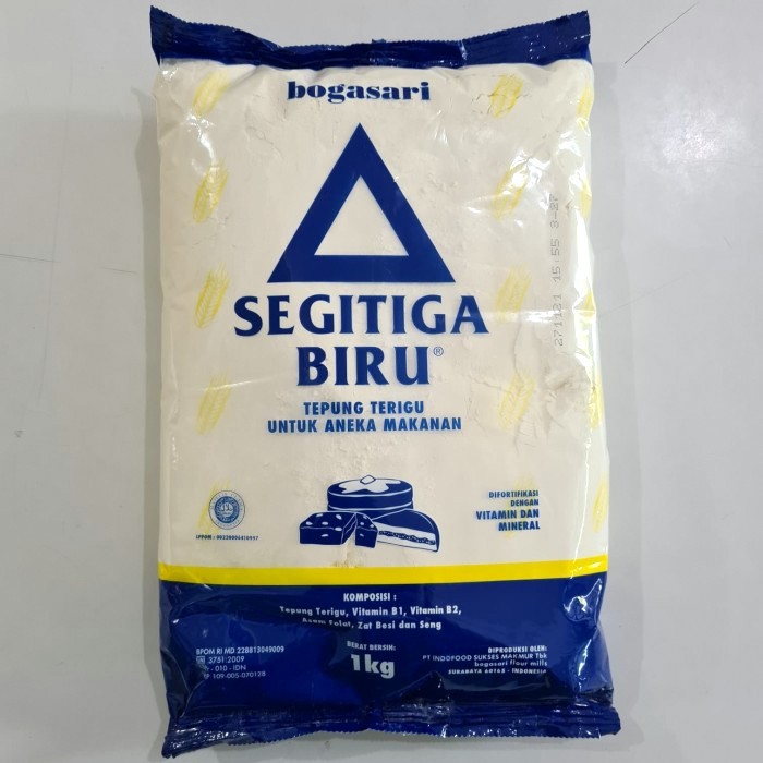 Tepung Terigu Segitiga Biru 1 kg di SRC Dava Lubuk Pakam